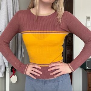 Vintage Knit Sweater with raw hem